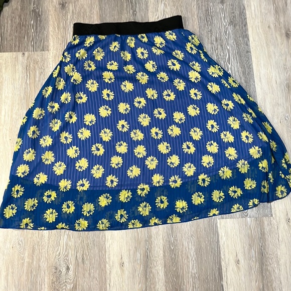 LuLaRoe Dresses & Skirts - LulaRoe skirt